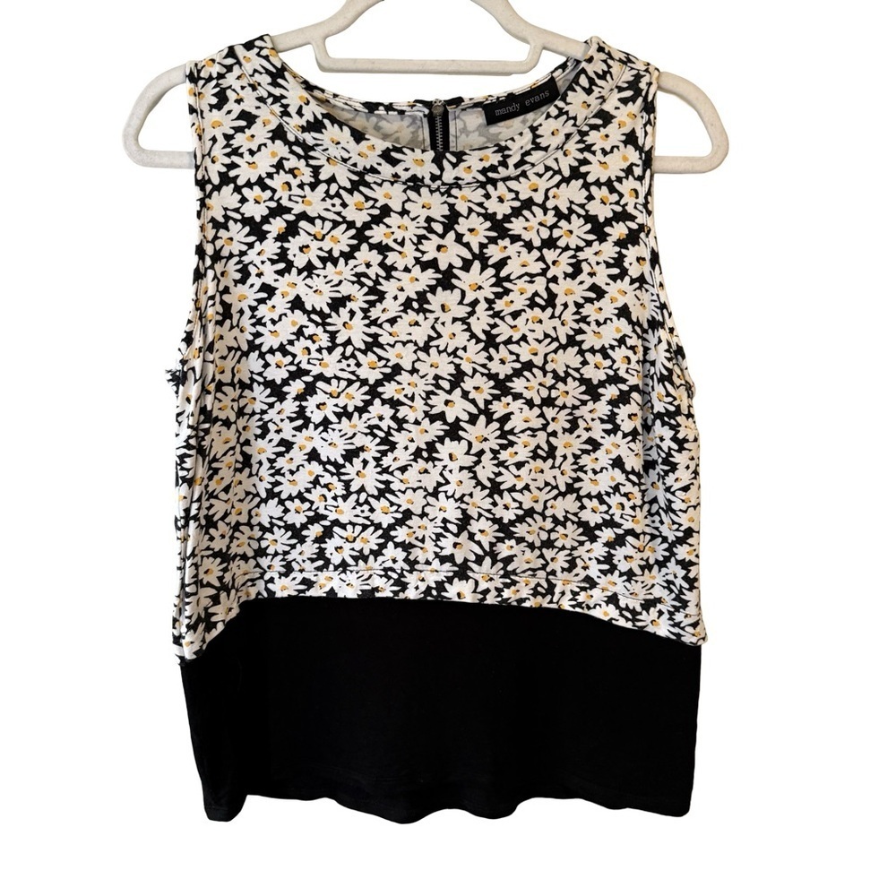 Mandy Evan’s Daisy Print Sleeveless Blouse - Black and White Size M Relaxed